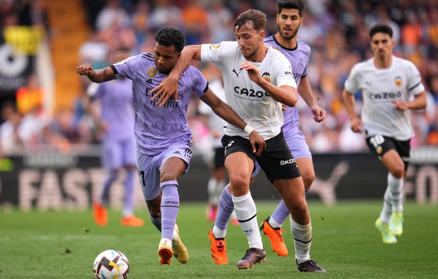 Thanh tich Real Madrid vs Valencia gan day